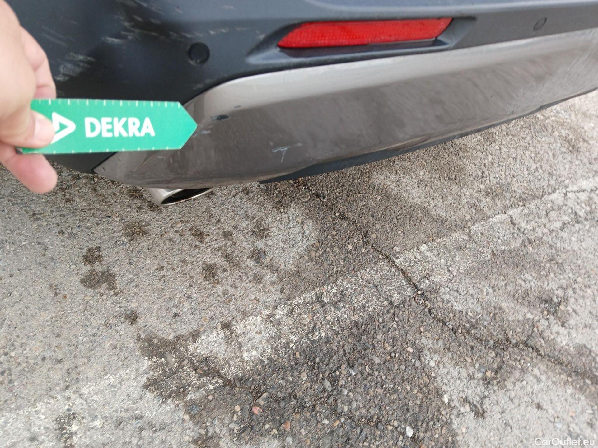  Toyota  RAV4 TOYOTA  / 2018 / 5P / todoterreno 2.5l 220H Advance #15