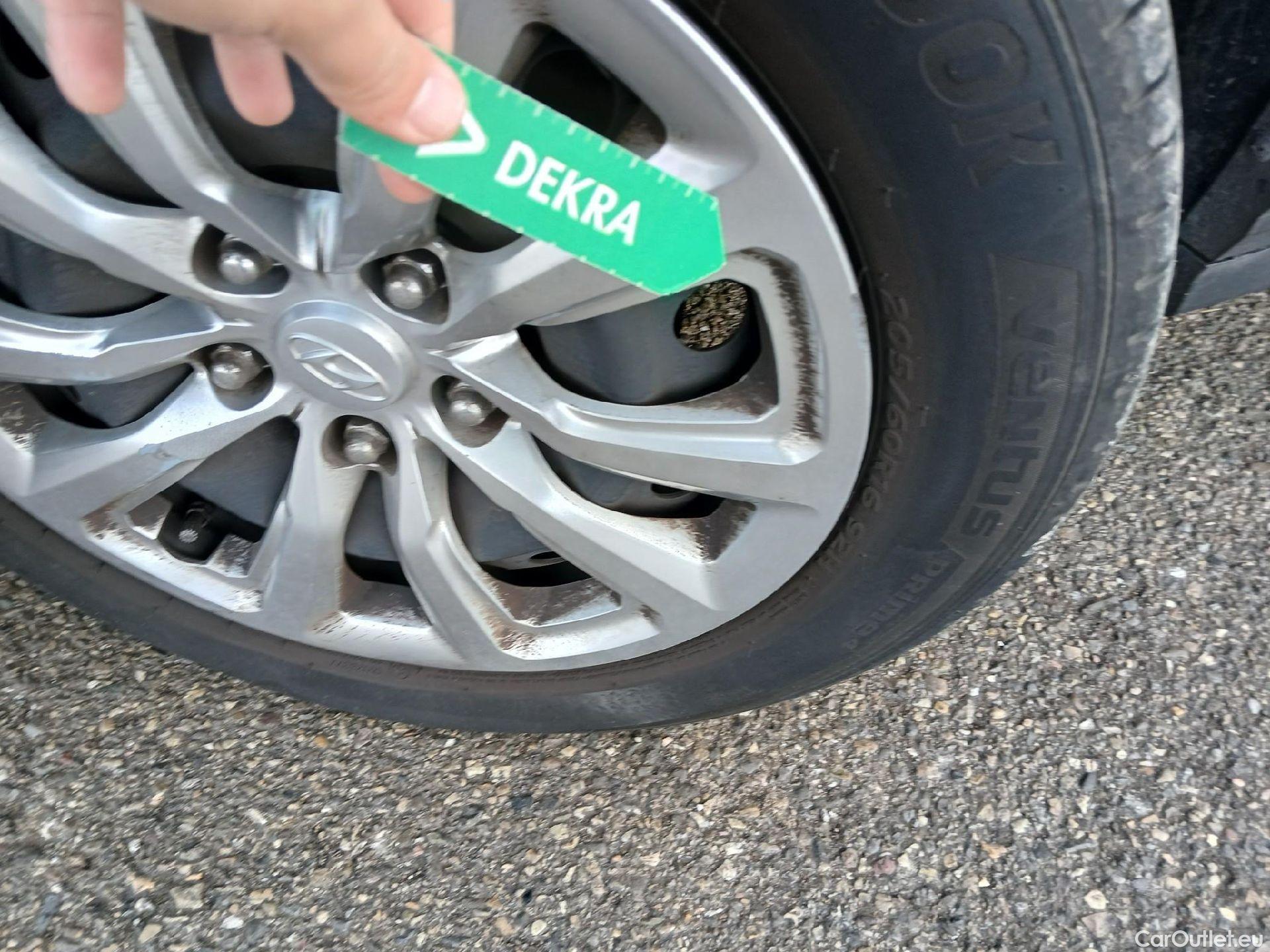  Hyundai  Konna HYUNDAI Kona / 2020 / 5P / todoterreno 1.0 TGDI Klass 4X2 #11