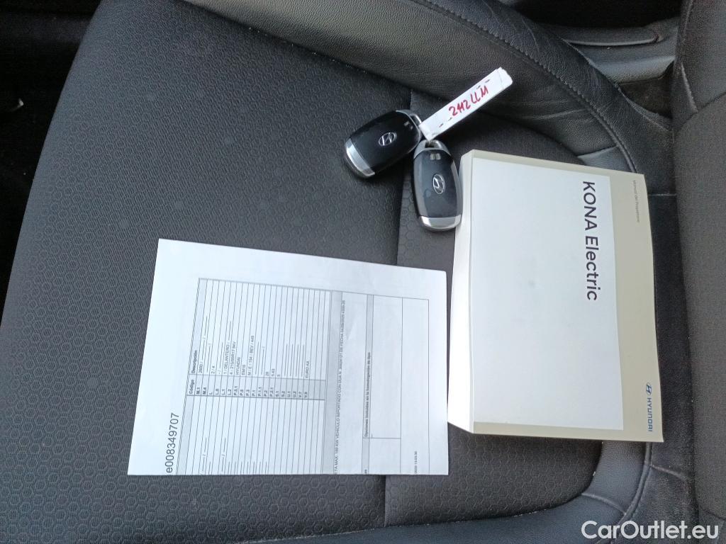  Hyundai  Konna HYUNDAI Kona EV 150kW Tecno Gran Autonomía #9