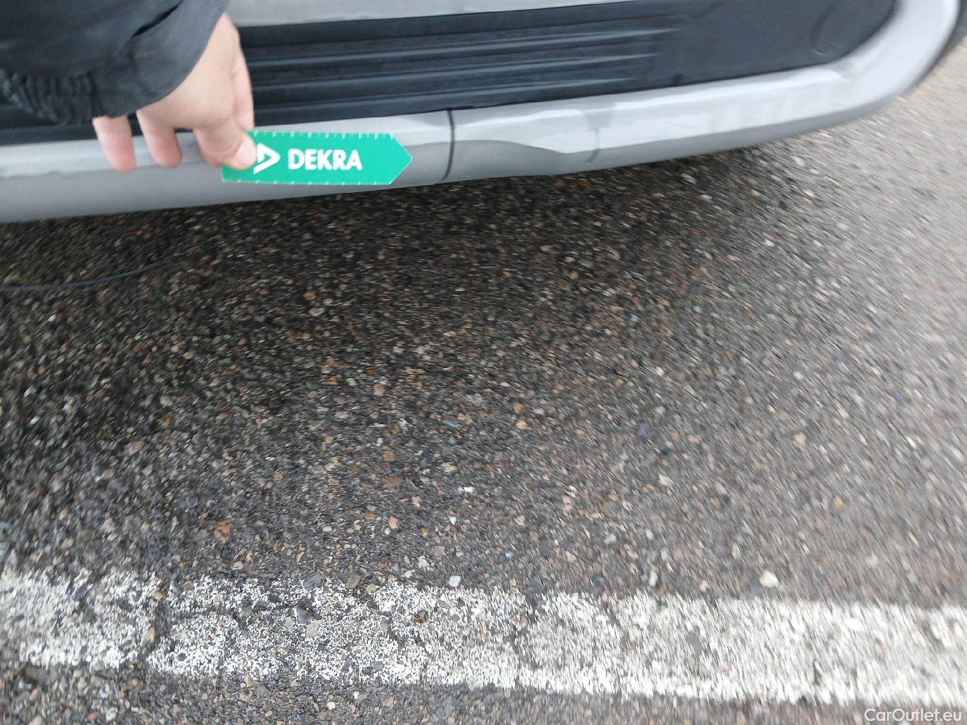  Hyundai  Konna HYUNDAI Kona / 2020 / 5P / todoterreno 1.0 TGDI Klass 4X2 #8