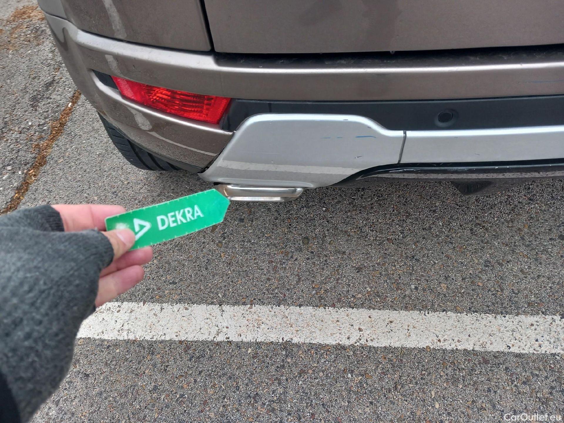  Land Rover  Range Rover LAND ROVER  Evoque / 2015 / 5P / todoterreno 2.0L TD4 Diesel 110kW 4x4 SE Dynamic #35