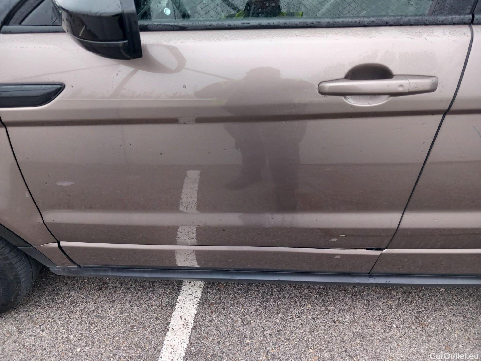  Land Rover  Range Rover LAND ROVER  Evoque / 2015 / 5P / todoterreno 2.0L TD4 Diesel 110kW 4x4 SE Dynamic #21