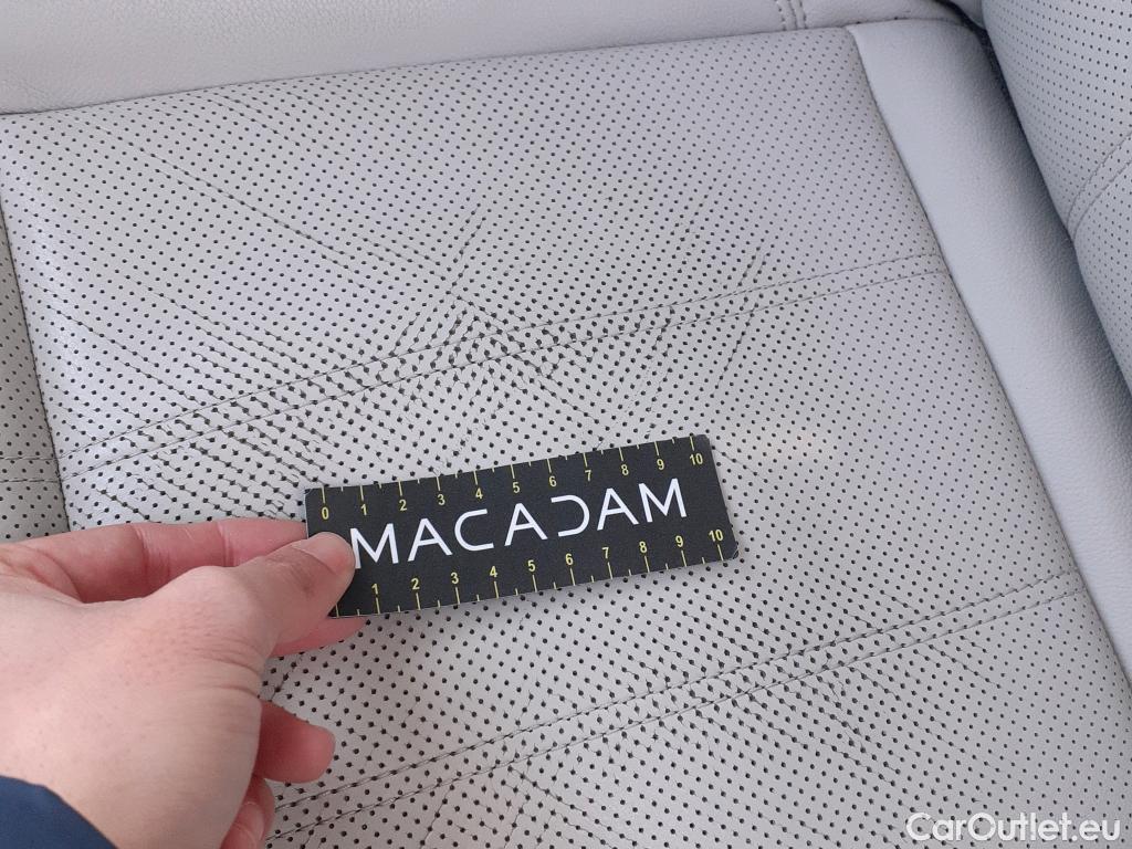  Land Rover  Range Rover LAND ROVER  Velar / 2017 / 5P / todoterreno 2.0 D180 132kW (180CV) S 4WD Auto #37