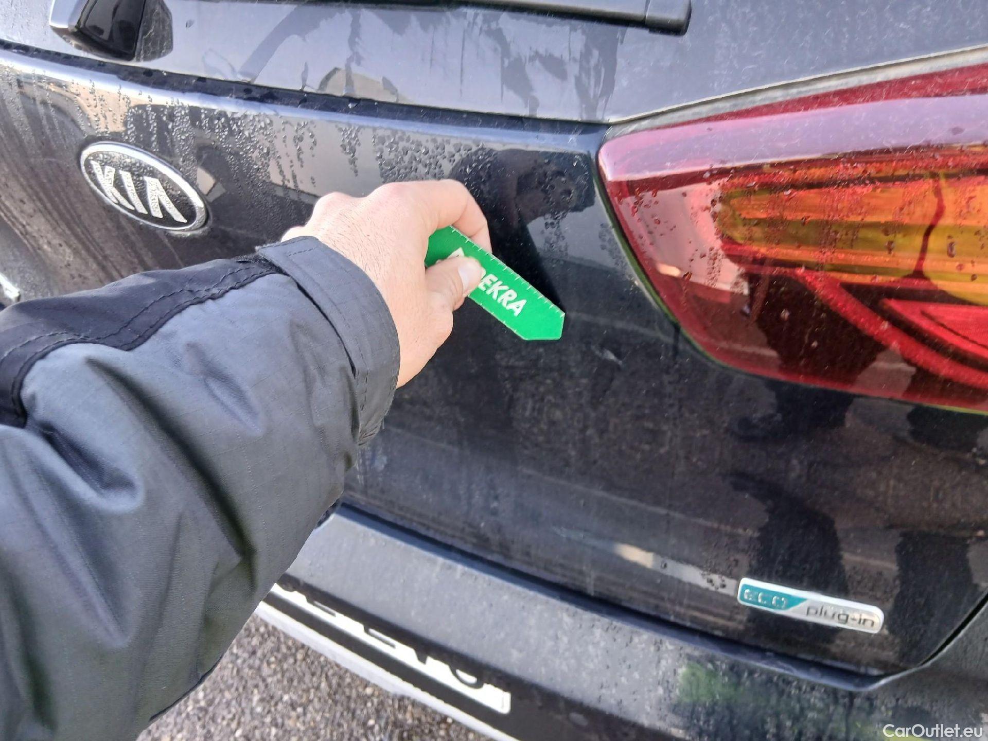  KIA  Niro KIA  / 2019 / 5P / crossover 1.6 GDi PHEV 104kW (141CV) Drive #10