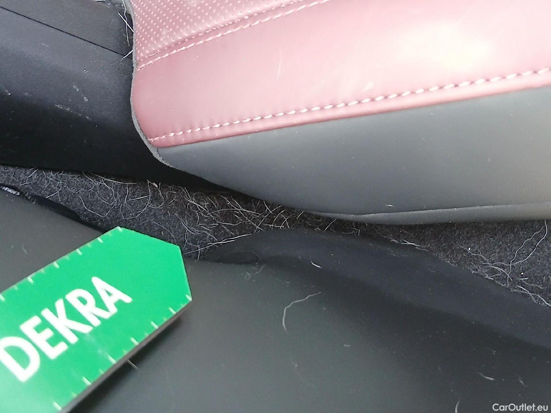  Land Rover  Range Rover Sport LAND ROVER  / 2022 / 5P / todoterreno 3.0 I6 PHEV 460 PS AWD Auto Dynamic SE #9