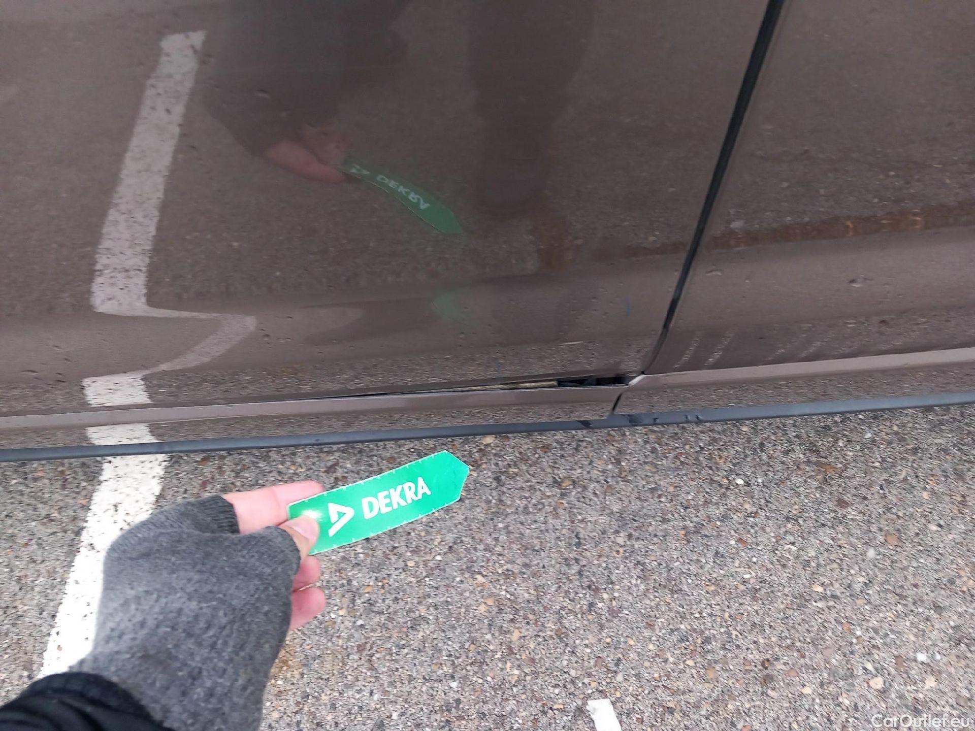  Land Rover  Range Rover LAND ROVER  Evoque / 2015 / 5P / todoterreno 2.0L TD4 Diesel 110kW 4x4 SE Dynamic #23