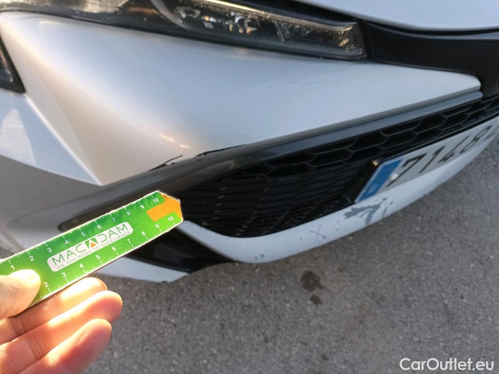  Toyota  Corolla TOYOTA  / 2019 / 5P / familiar 1.8 125H ACTIVE TECH E-CVT TOU SPORT #21