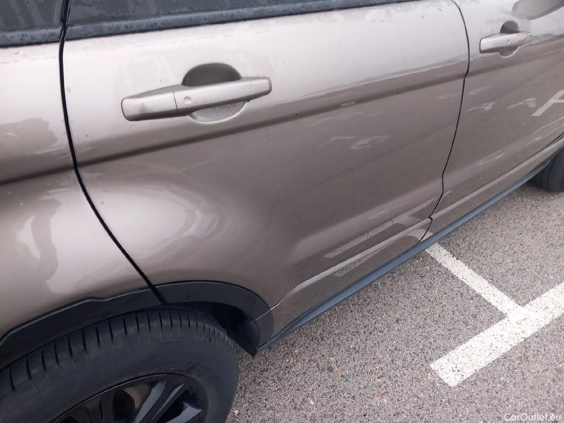  Land Rover  Range Rover LAND ROVER  Evoque / 2015 / 5P / todoterreno 2.0L TD4 Diesel 110kW 4x4 SE Dynamic #45