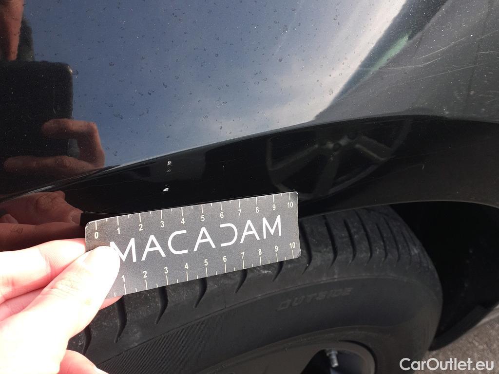  Land Rover  Range Rover LAND ROVER  Velar / 2017 / 5P / todoterreno 2.0 D180 132kW (180CV) S 4WD Auto #19