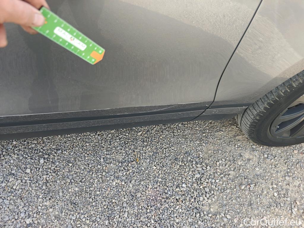  Land Rover  Range Rover LAND ROVER  Velar / 2017 / 5P / todoterreno 2.0 I4 PHEV 297kW (404CV) S 4WD Auto #15