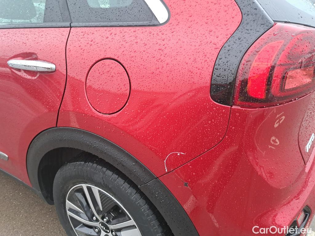  KIA  Niro KIA  / 2019 / 5P / crossover 1.6 GDi PHEV 104kW (141CV) Drive #26