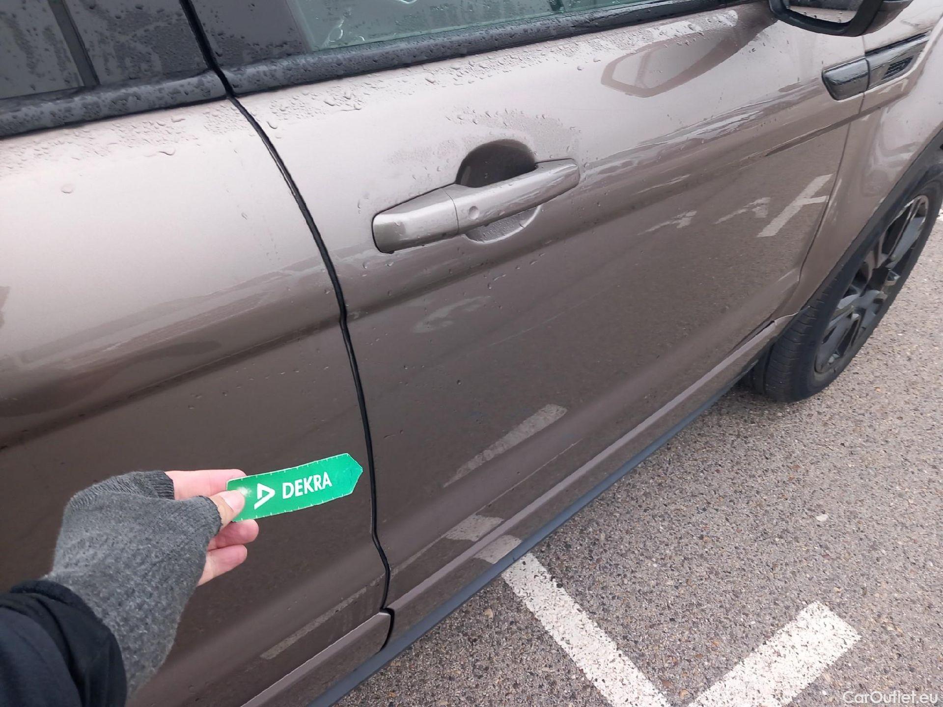  Land Rover  Range Rover LAND ROVER  Evoque / 2015 / 5P / todoterreno 2.0L TD4 Diesel 110kW 4x4 SE Dynamic #47