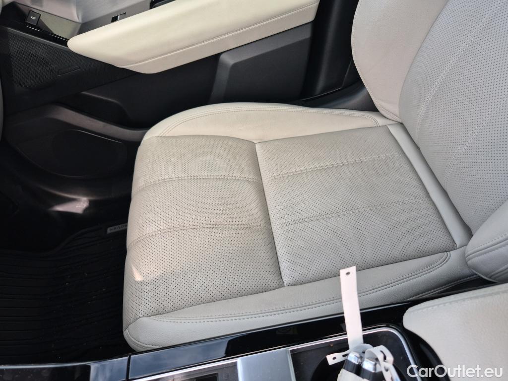  Land Rover  Range Rover LAND ROVER  Velar / 2017 / 5P / todoterreno 2.0D I4 150kW R-Dynamic S 4WD Auto #8