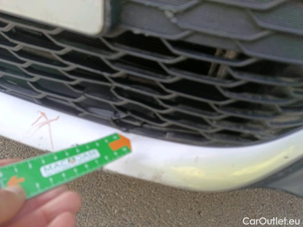  Toyota  Corolla TOYOTA  / 2019 / 5P / familiar 1.8 125H BUSINESS E-CVT TOURING SPORT #2