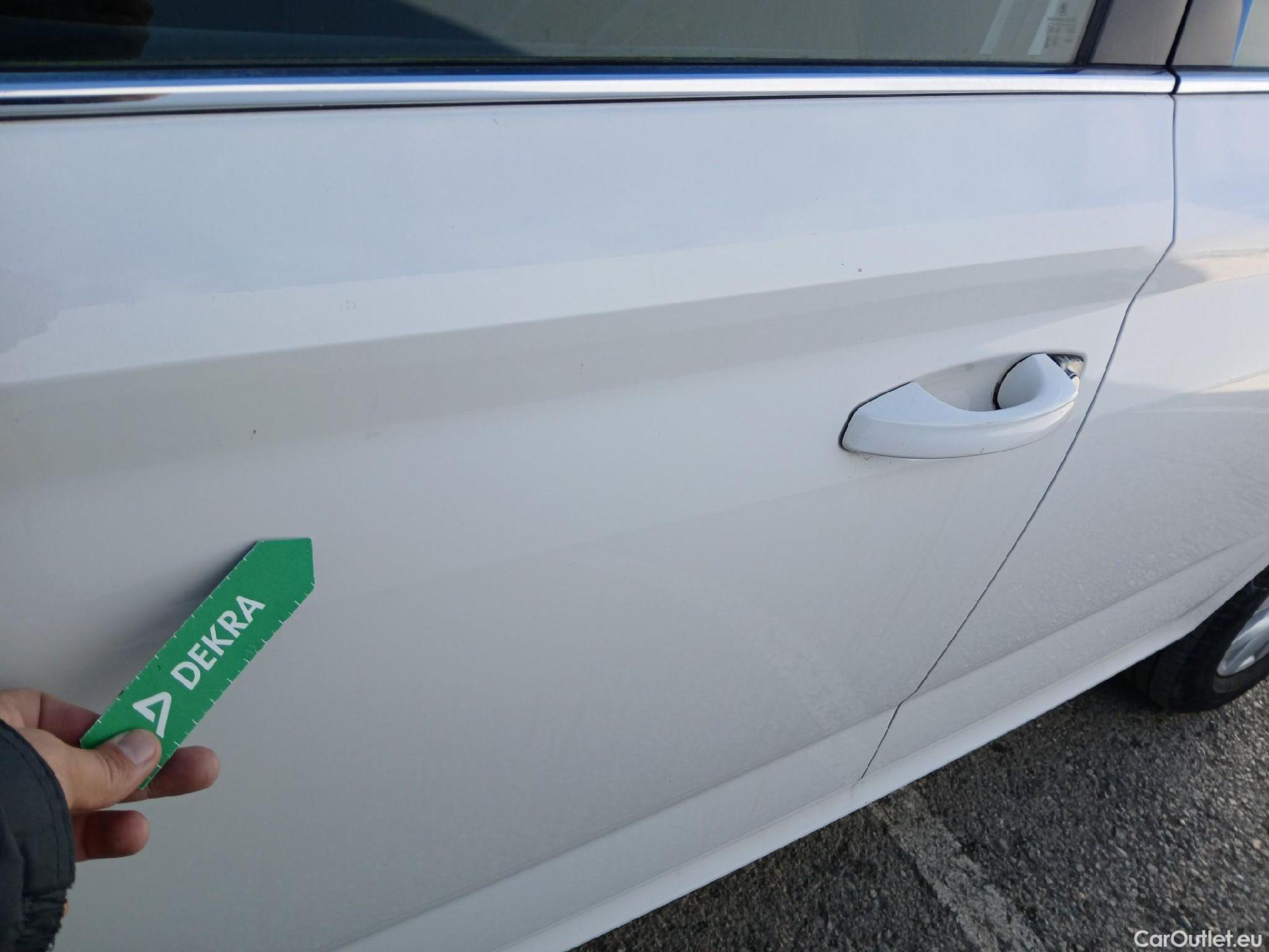  Skoda  KAMIQ SKODA  1.0 TSI 81kW (110CV) DSG Ambition (CX) #21