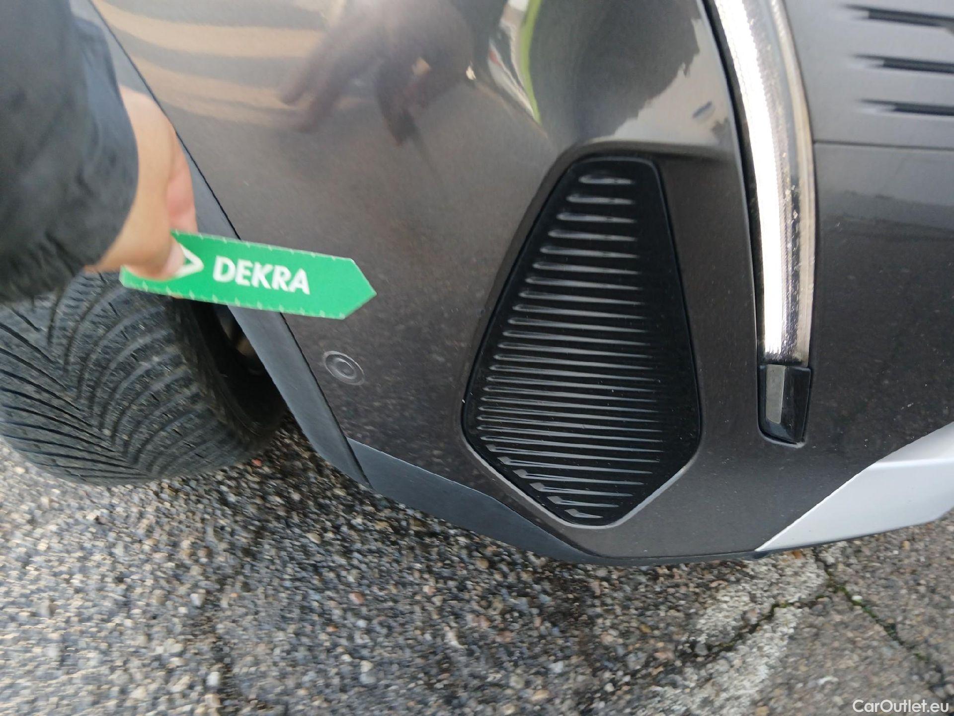  Peugeot  3008 PEUGEOT  Hybrid / 2020 / 5P / todoterreno 225 e-EAT8 Allure (AC2) #13