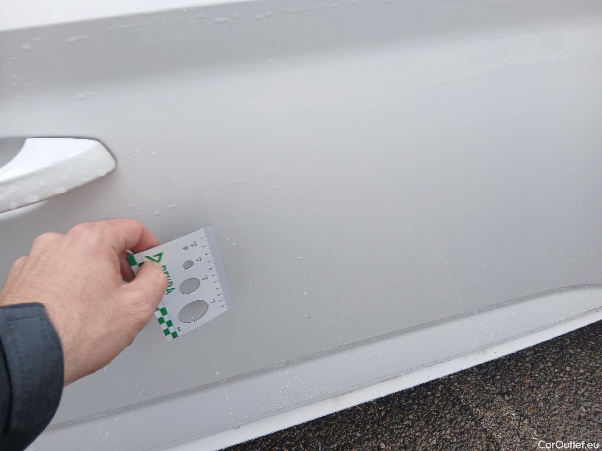  Skoda  KAMIQ SKODA  1.0 TSI 81kW (110CV) DSG Ambition (CX) #16