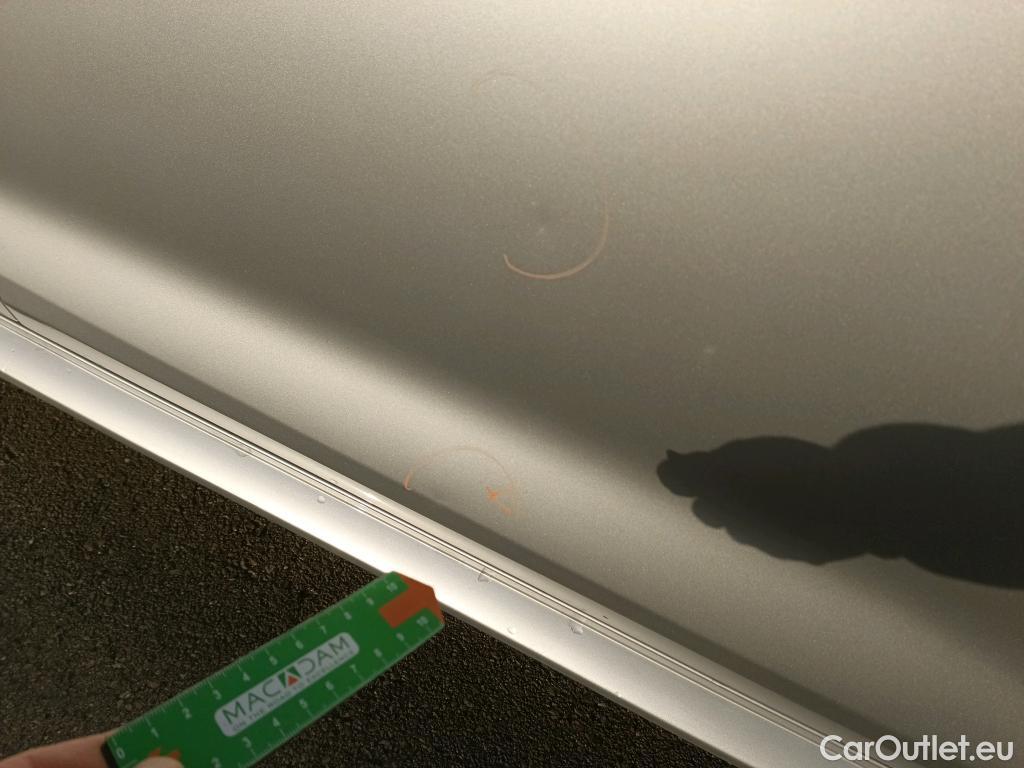  Toyota  Corolla TOYOTA  / 2019 / 5P / familiar 1.8 125H BUSINESS E-CVT TOURING SPORT #8