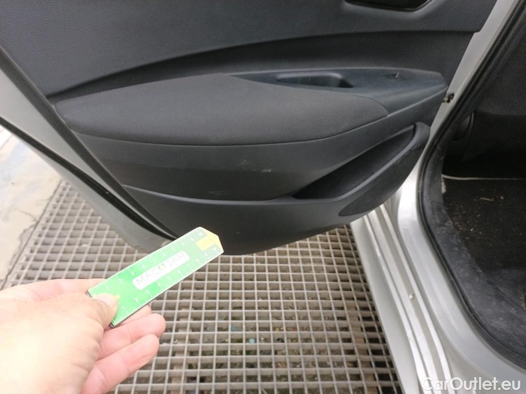  Toyota  Corolla TOYOTA  / 2019 / 5P / familiar 1.8 125H BUSINESS E-CVT TOURING SPORT #23