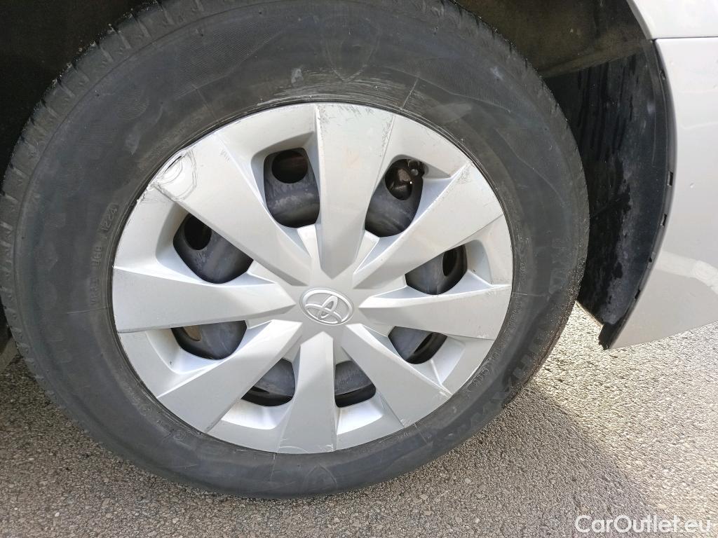  Toyota  Corolla TOYOTA  / 2019 / 5P / familiar 1.8 125H BUSINESS E-CVT TOURING SPORT #31