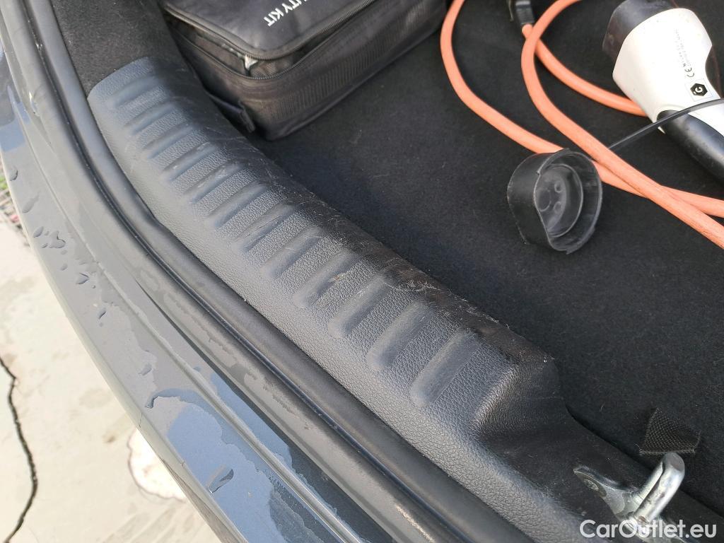  KIA  XCeed KIA  / 2019 / 5P / todoterreno 1.6 GDi PHEV 104kW (141CV) eMotion #40