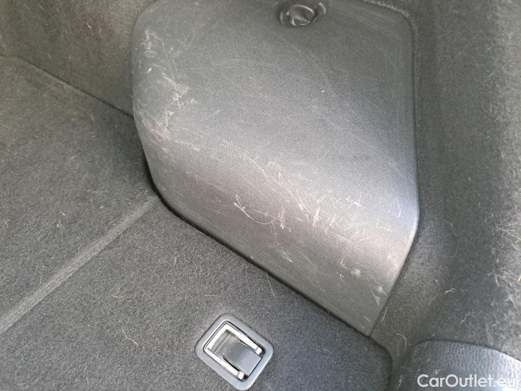  KIA  XCeed KIA  / 2019 / 5P / todoterreno 1.6 GDi PHEV 104kW (141CV) eMotion #39