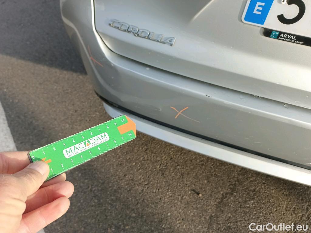  Toyota  Corolla TOYOTA  / 2019 / 5P / familiar 1.8 125H BUSINESS E-CVT TOURING SPORT #11