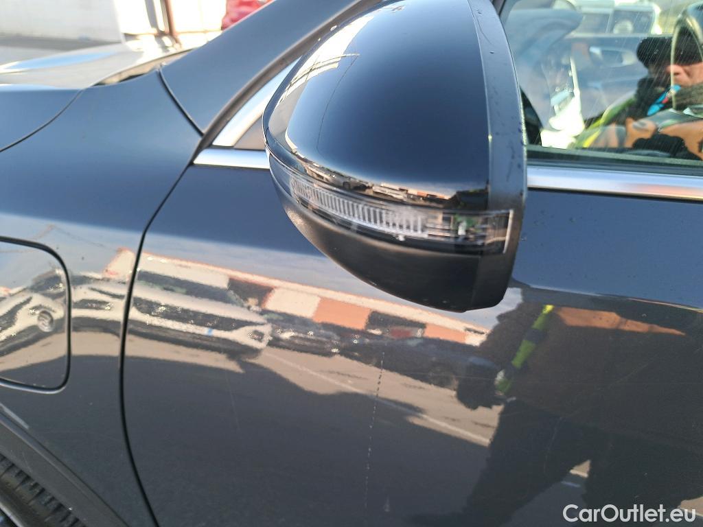  KIA  XCeed KIA  / 2019 / 5P / todoterreno 1.6 GDi PHEV 104kW (141CV) eMotion #13