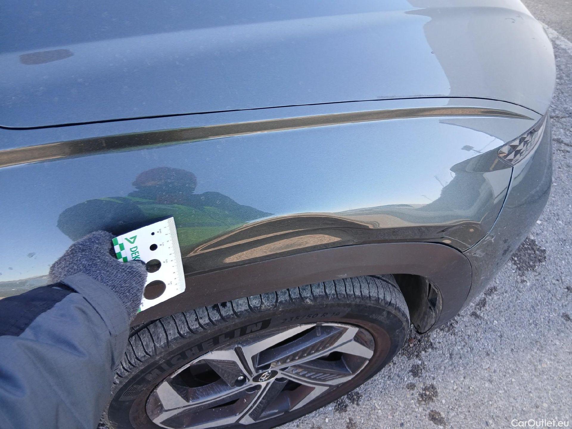  Hyundai  Tucson HYUNDAI  / 2020 / 5P / todoterreno 1.6 TGDI PHEV 195kW Tecno Sky Auto 4x4 #40