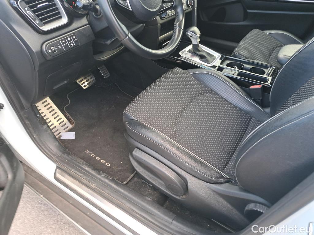 KIA  XCeed KIA  / 2019 / 5P / todoterreno 1.6 GDi PHEV 104kW (141CV) eTech #22