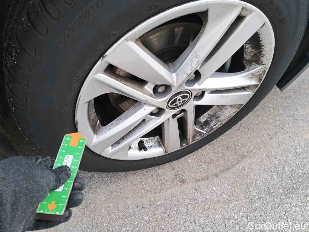  Toyota  Corolla TOYOTA  / 2019 / 5P / familiar 1.8 125H ACTIVE TECH E-CVT TOU SPORT #42