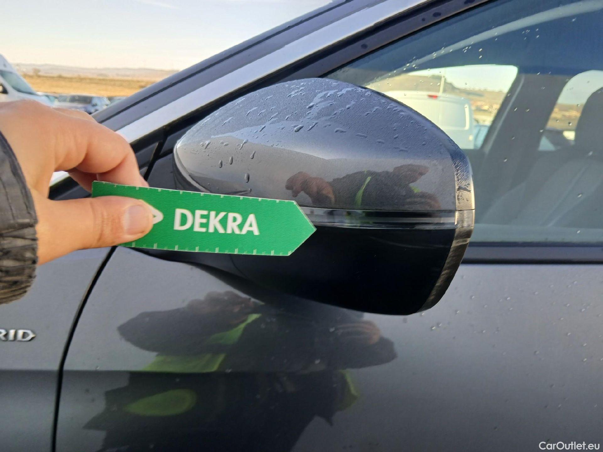  Peugeot  3008 PEUGEOT  Hybrid / 2020 / 5P / todoterreno 225 e-EAT8 Allure (AC2) #14