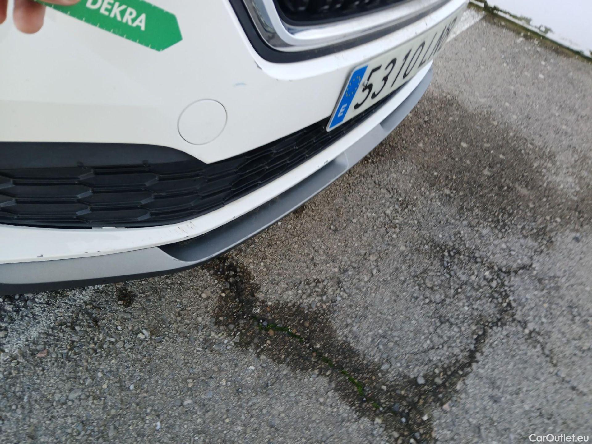  Skoda  KAMIQ SKODA  1.0 TSI 81kW (110CV) DSG Ambition (CX) #9