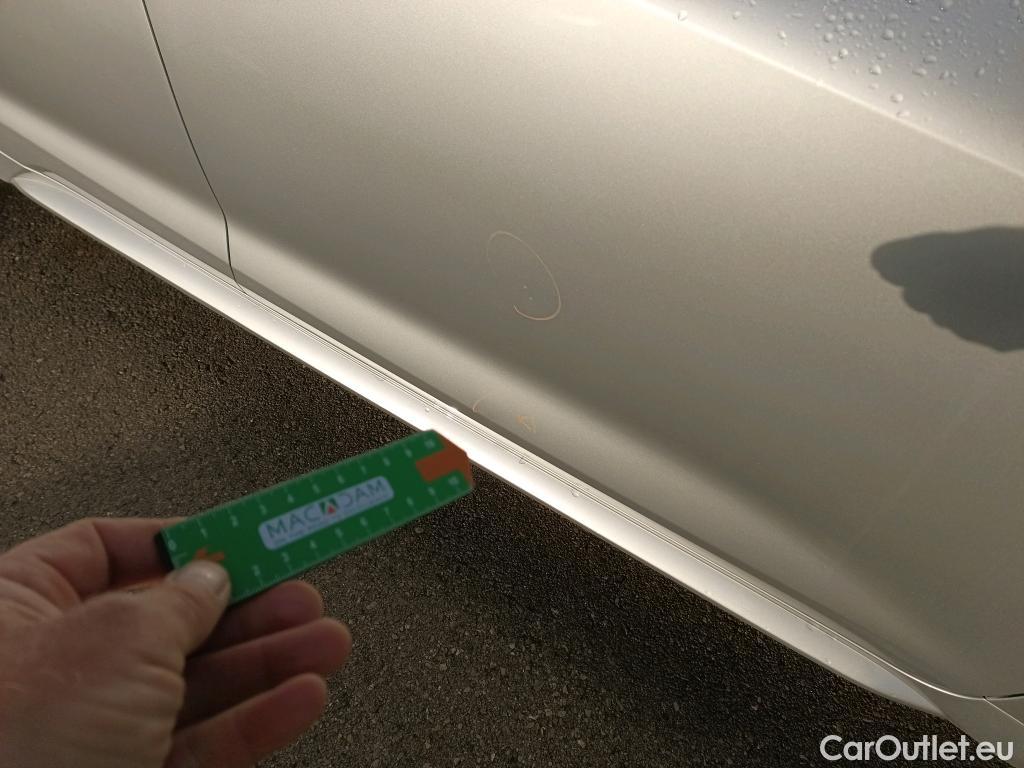  Toyota  Corolla TOYOTA  / 2019 / 5P / familiar 1.8 125H BUSINESS E-CVT TOURING SPORT #7