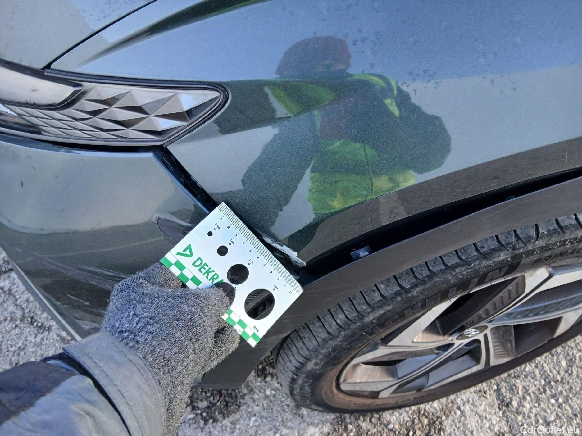  Hyundai  Tucson HYUNDAI  / 2020 / 5P / todoterreno 1.6 TGDI PHEV 195kW Tecno Sky Auto 4x4 #9