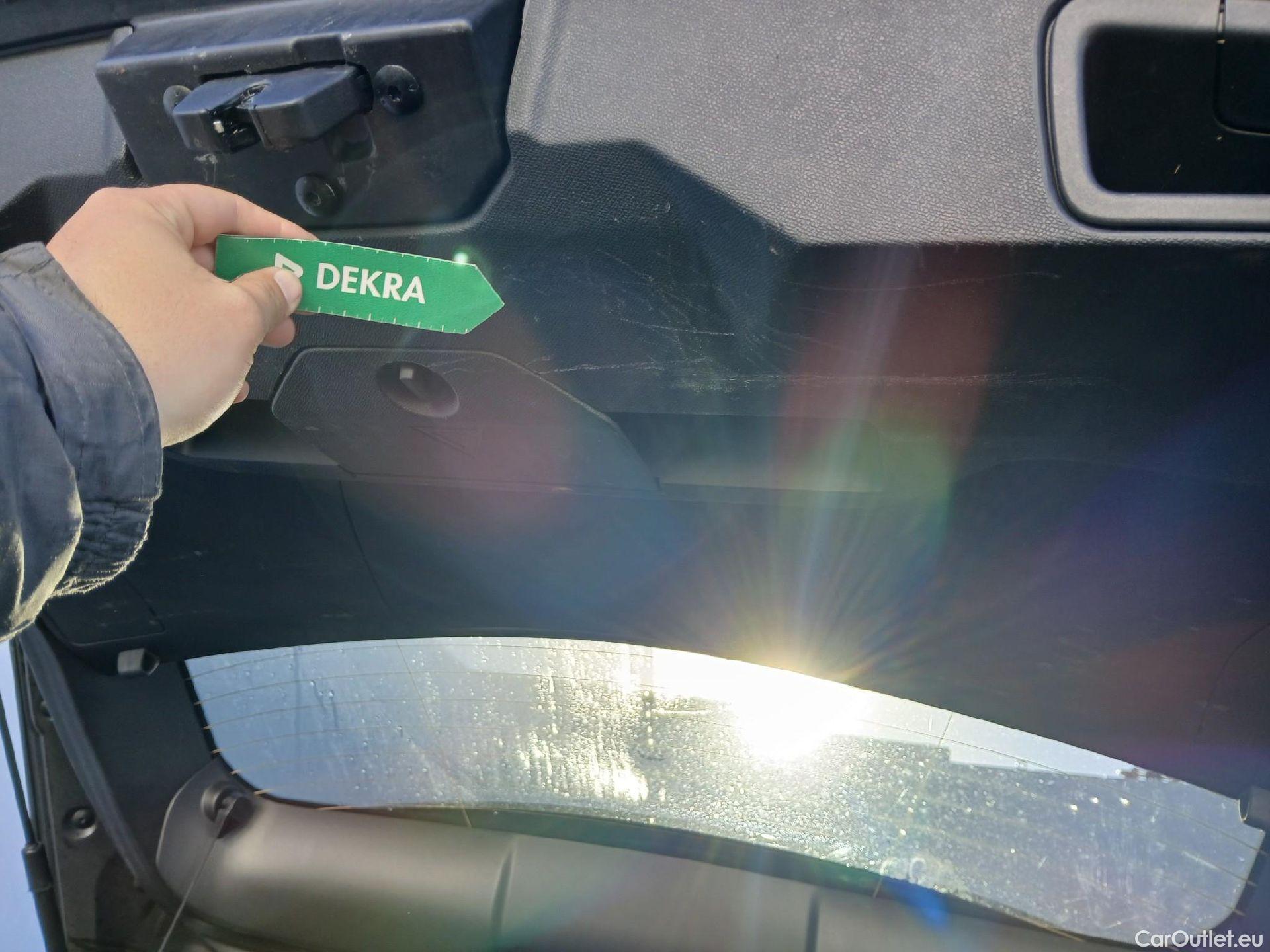  Peugeot  3008 PEUGEOT  Hybrid / 2020 / 5P / todoterreno 225 e-EAT8 Allure (AC2) #6