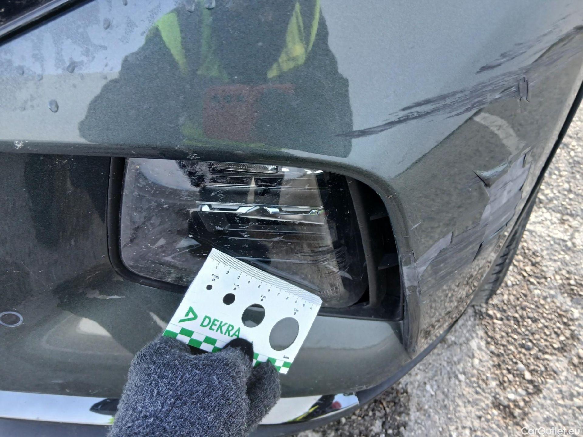  Hyundai  Tucson HYUNDAI  / 2020 / 5P / todoterreno 1.6 TGDI PHEV 195kW Tecno Sky Auto 4x4 #5