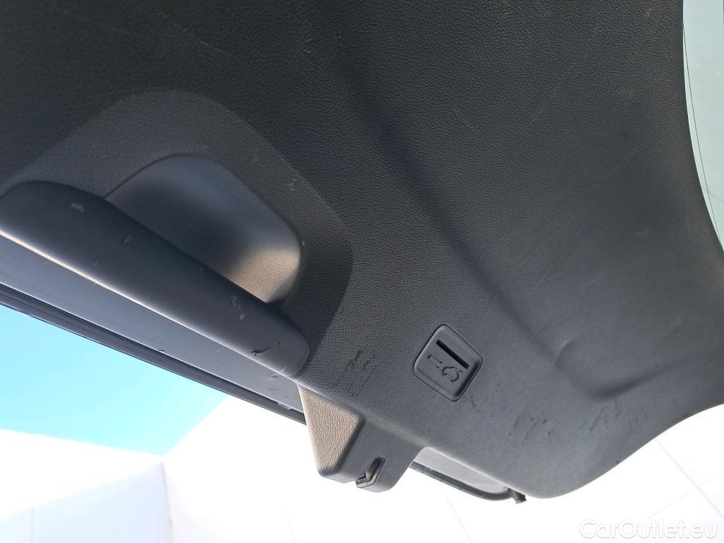  KIA  XCeed KIA  / 2019 / 5P / todoterreno 1.6 GDi PHEV 104kW (141CV) eMotion #45