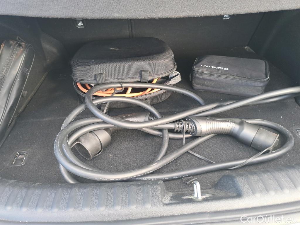  KIA  XCeed KIA  / 2019 / 5P / todoterreno 1.6 GDi PHEV 104kW (141CV) eTech #19