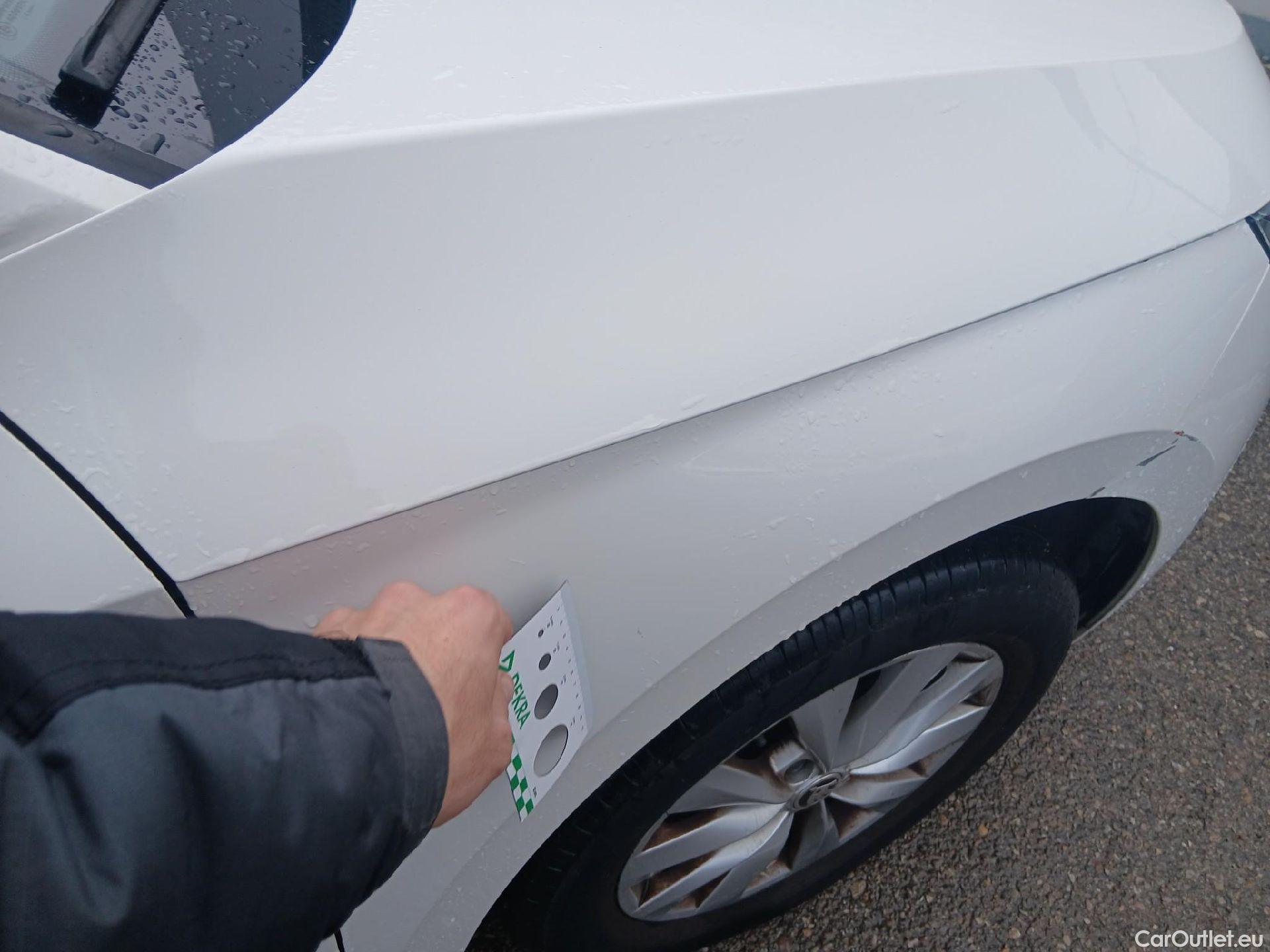  Skoda  KAMIQ SKODA  1.0 TSI 81kW (110CV) DSG Ambition (CX) #19