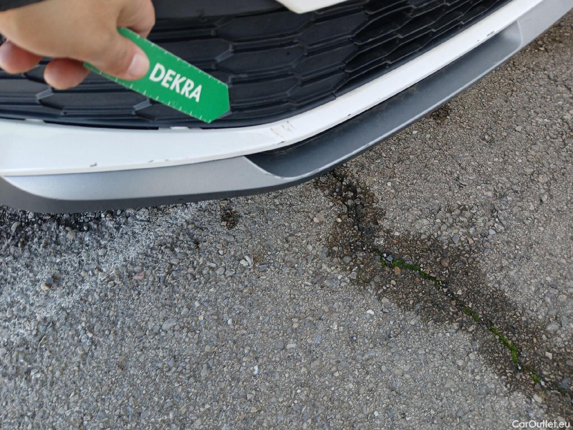  Skoda  KAMIQ SKODA  1.0 TSI 81kW (110CV) DSG Ambition (CX) #7