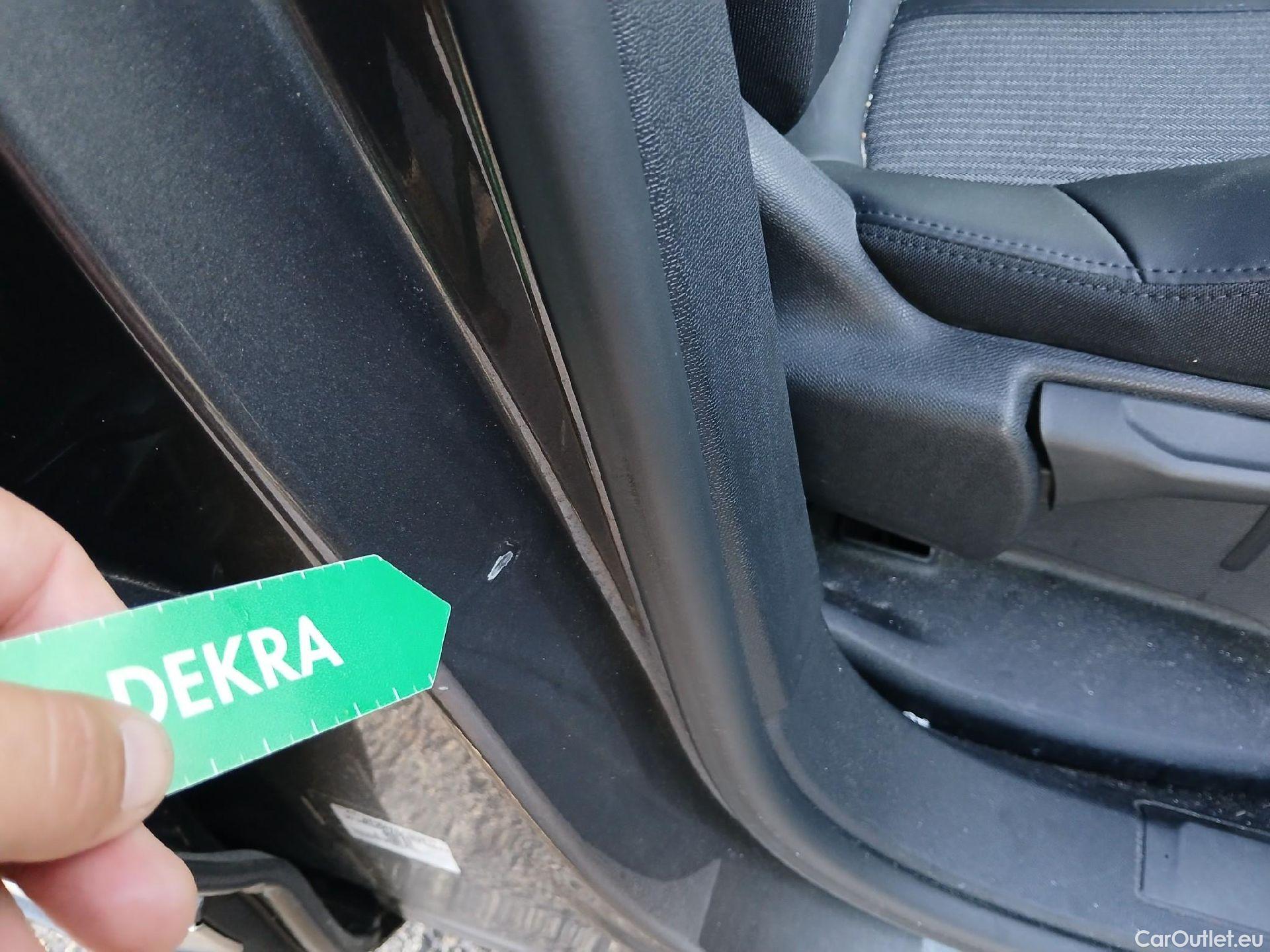  Peugeot  3008 PEUGEOT  Hybrid / 2020 / 5P / todoterreno 225 e-EAT8 Allure (AC2) #7