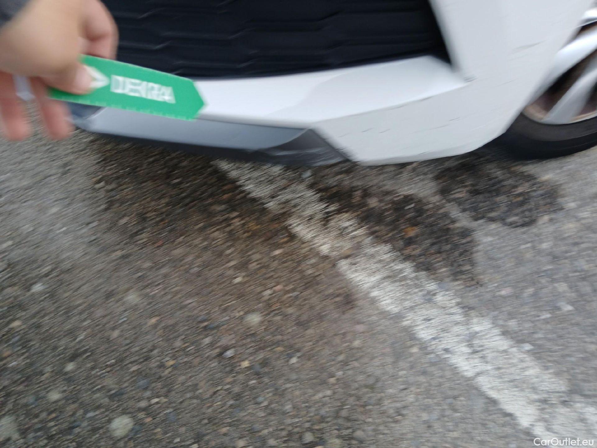  Skoda  KAMIQ SKODA  1.0 TSI 81kW (110CV) DSG Ambition (CX) #14