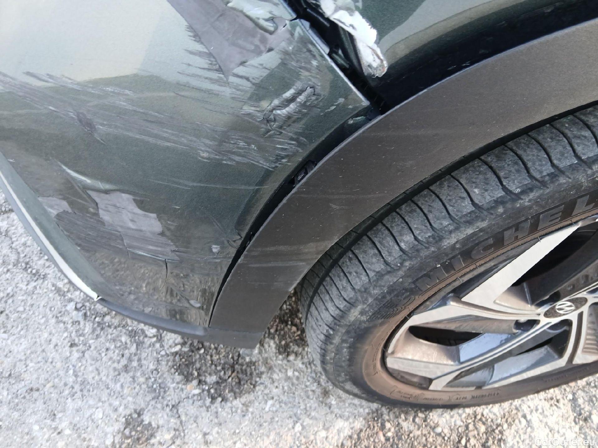  Hyundai  Tucson HYUNDAI  / 2020 / 5P / todoterreno 1.6 TGDI PHEV 195kW Tecno Sky Auto 4x4 #12