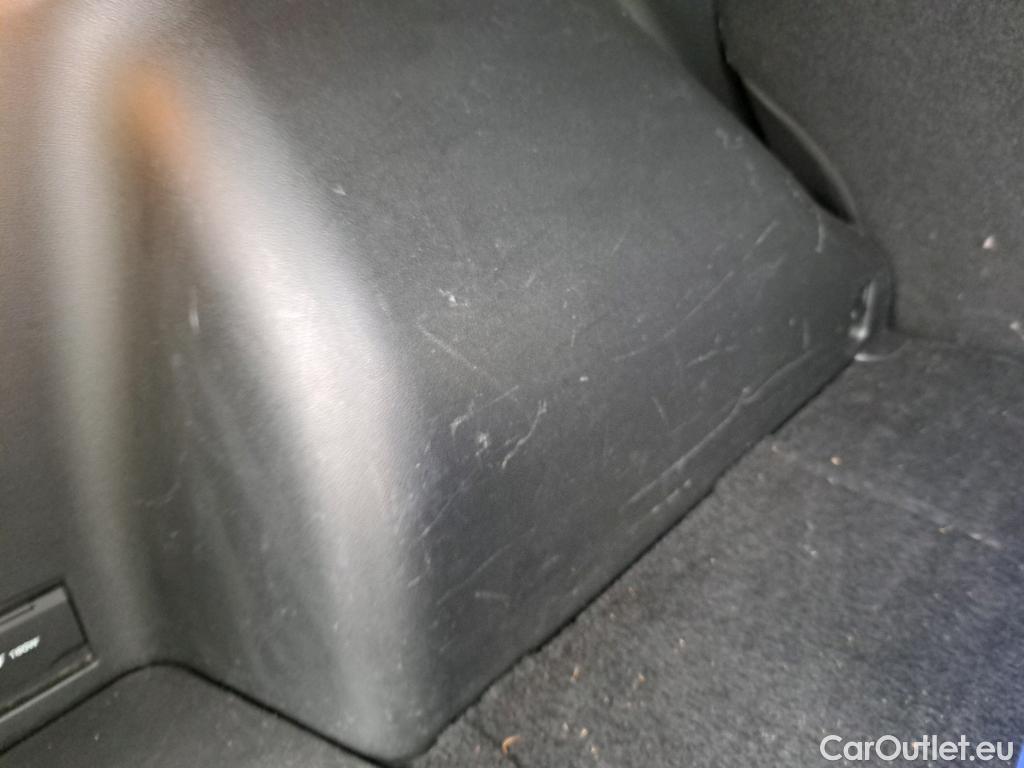  Hyundai  Tucson HYUNDAI  / 2020 / 5P / todoterreno 1.6 TGDI PHEV 195kW Tecno Sky Auto 4x4 #38