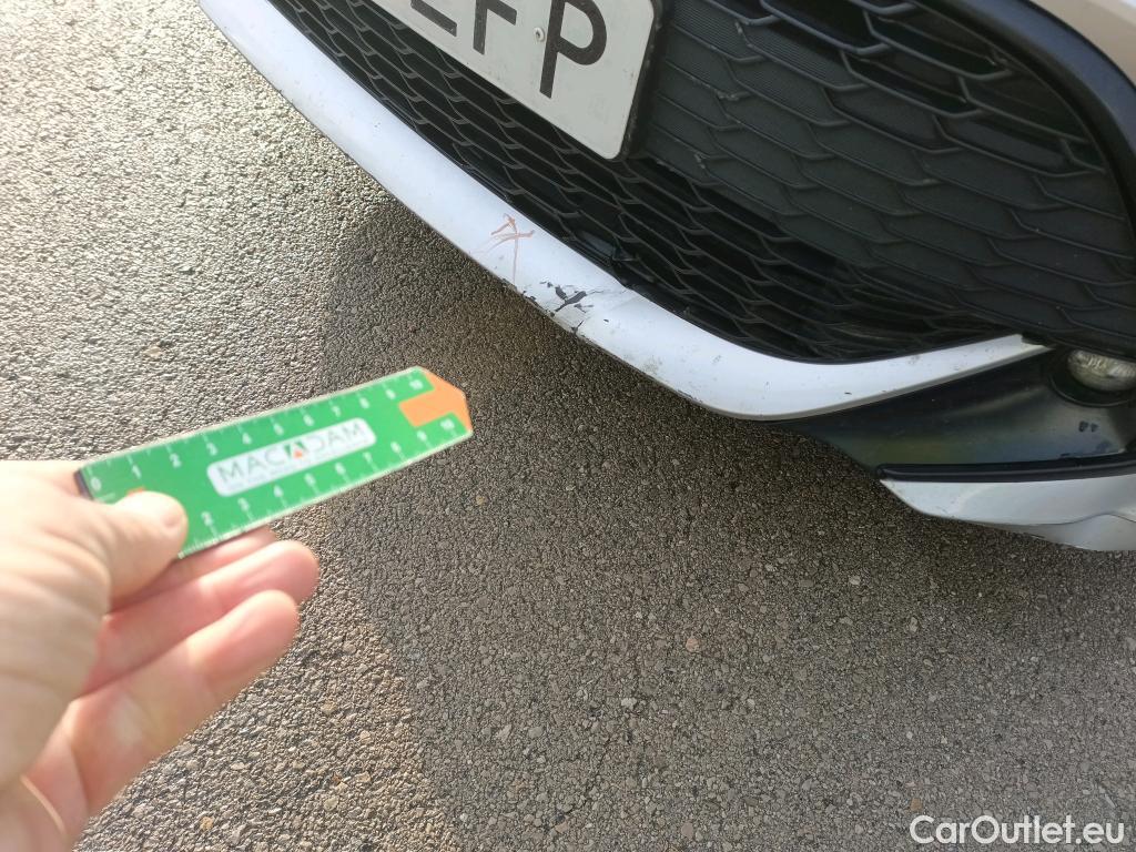  Toyota  Corolla TOYOTA  / 2019 / 5P / familiar 1.8 125H BUSINESS E-CVT TOURING SPORT #21