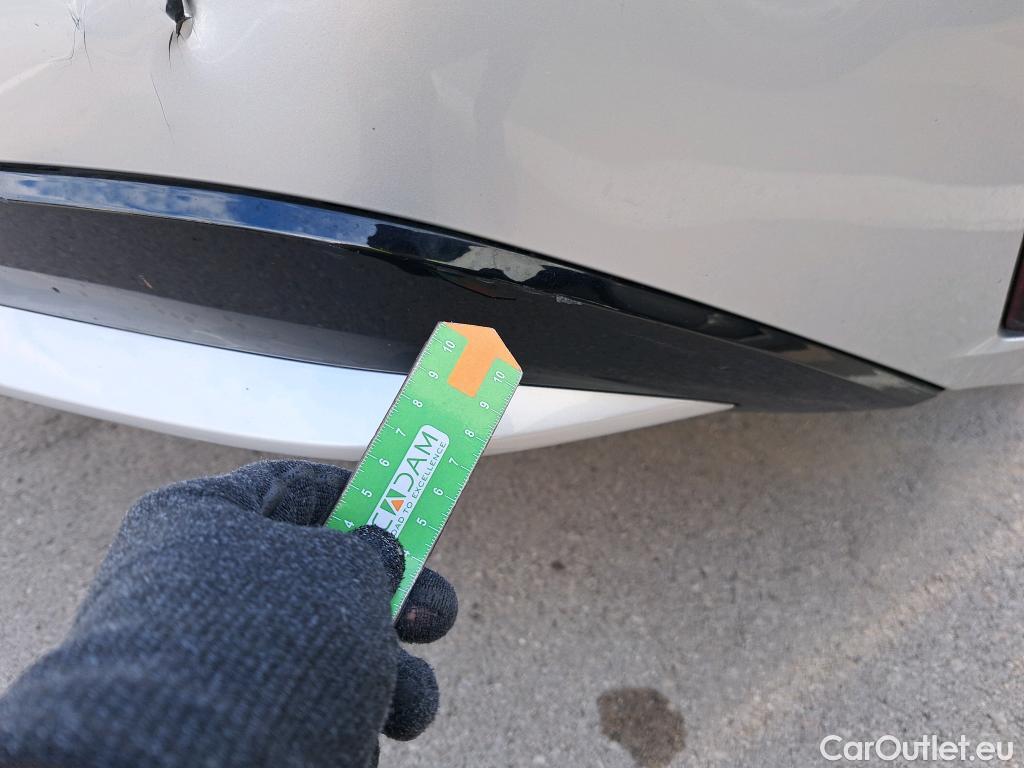  Toyota  Corolla TOYOTA  / 2019 / 5P / familiar 1.8 125H ACTIVE TECH E-CVT TOU SPORT #49