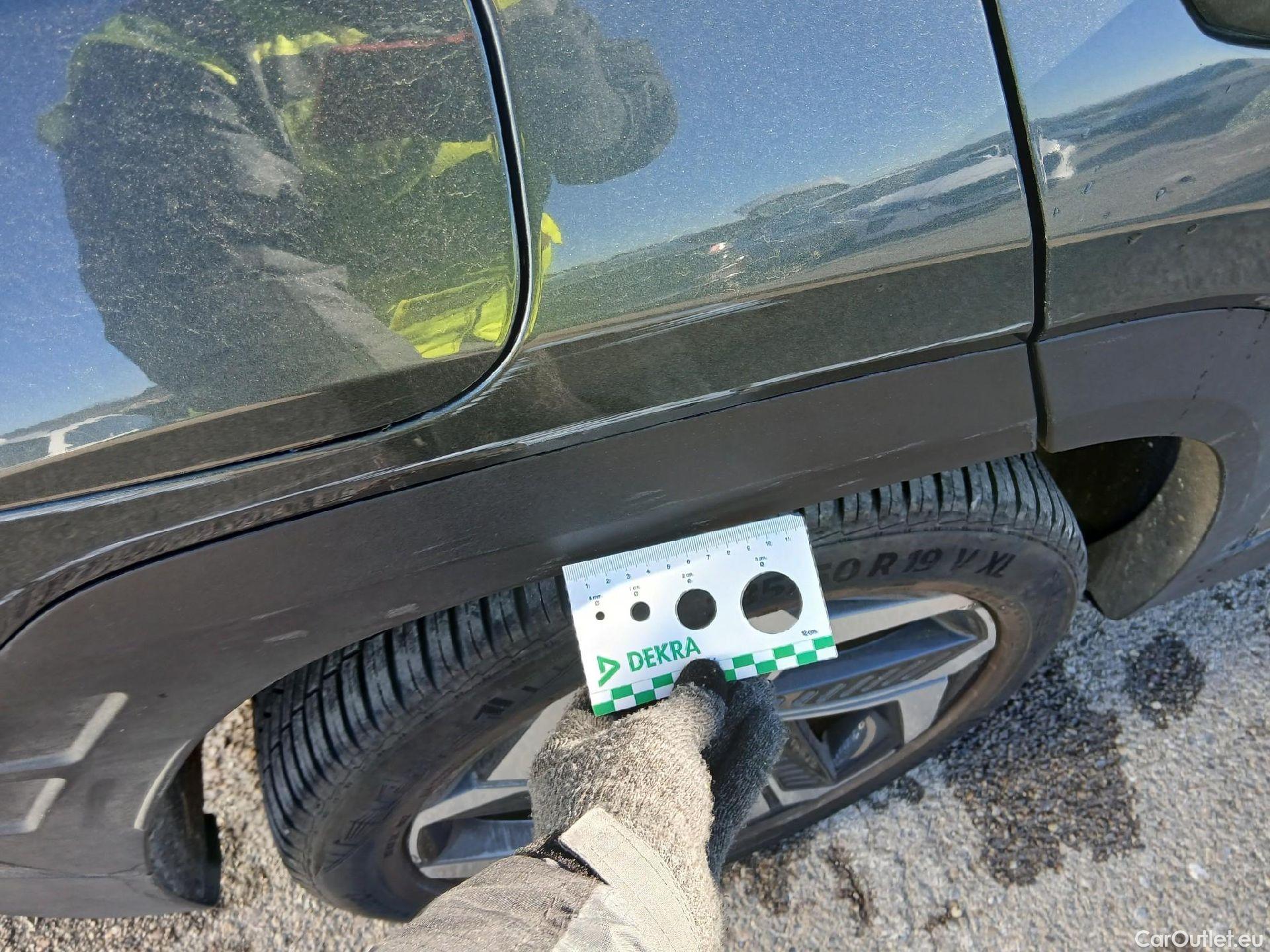  Hyundai  Tucson HYUNDAI  / 2020 / 5P / todoterreno 1.6 TGDI PHEV 195kW Tecno Sky Auto 4x4 #28