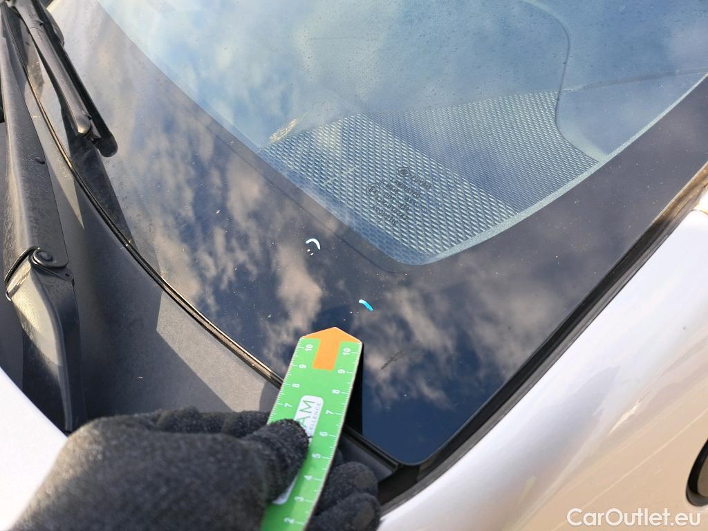  Toyota  Corolla TOYOTA  / 2019 / 5P / familiar 1.8 125H ACTIVE TECH E-CVT TOU SPORT #39