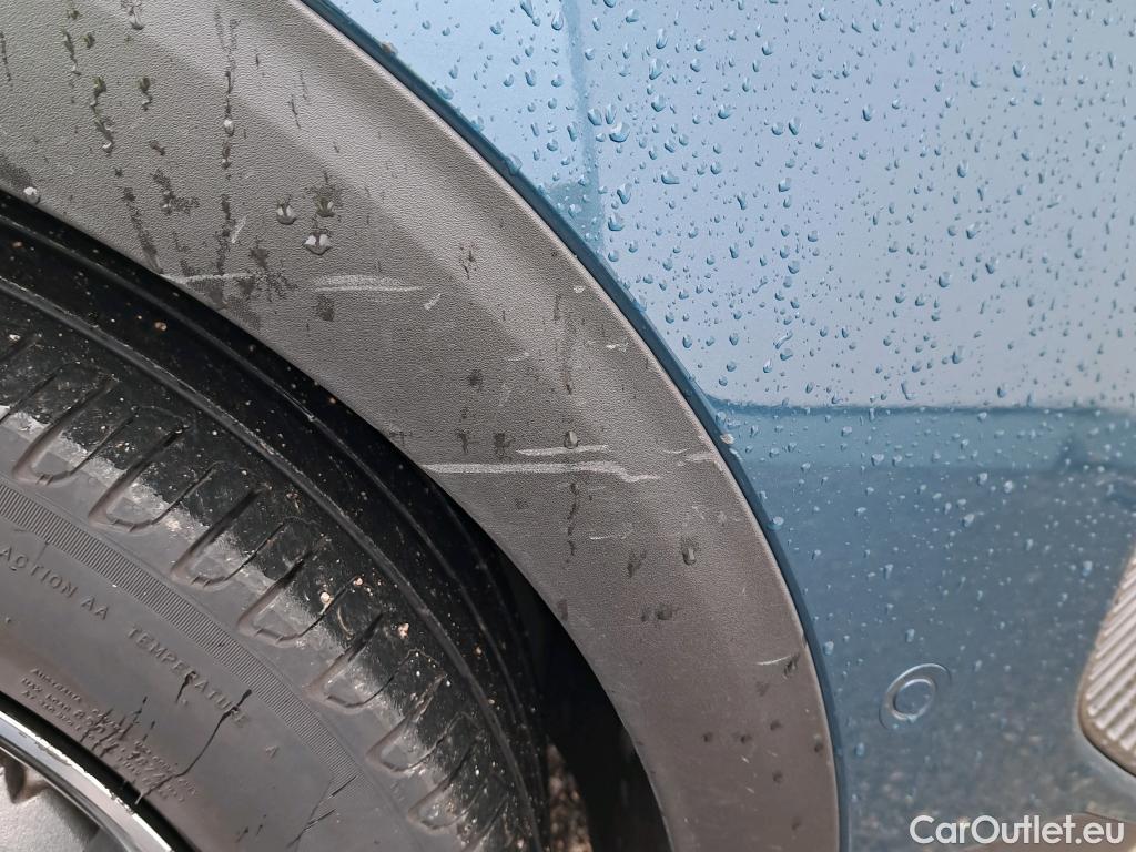  Peugeot  3008 PEUGEOT  / 2020 / 5P / todoterreno 1.5 BlueHDi 96kW (130CV) S&S Allure EAT8 #53